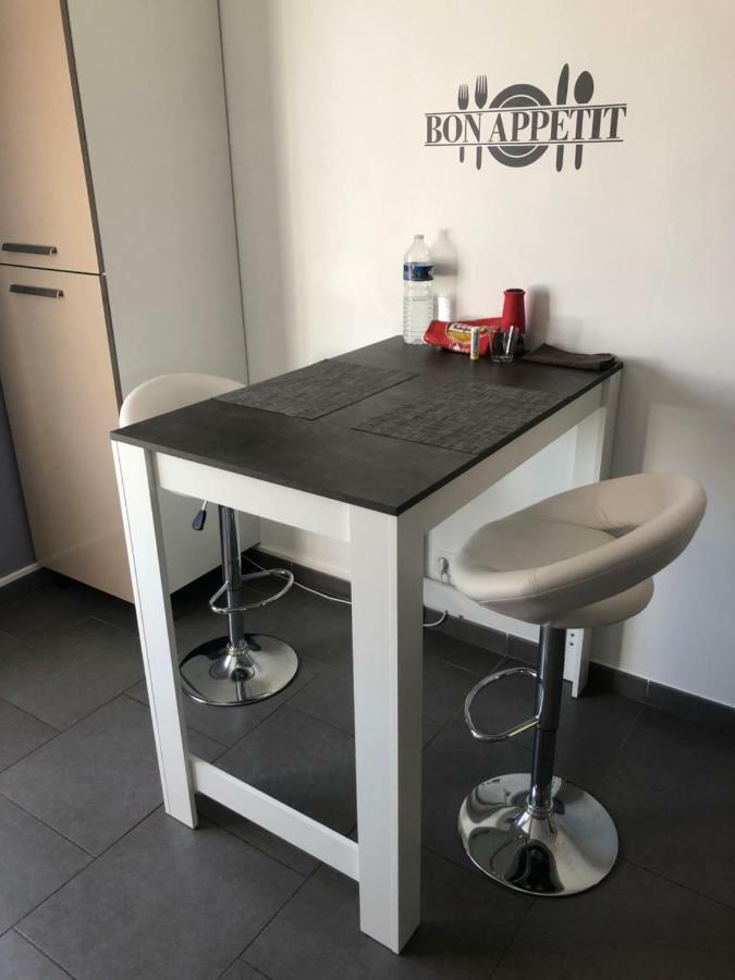 Chambre Les Loges Νεβέρ Εξωτερικό φωτογραφία